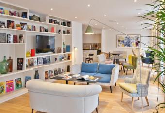 Citadines Sainte Catherine Brussels allows 18 year olds to book a room