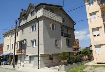 Accommodation Tanja has Smoking/Balcony rooms