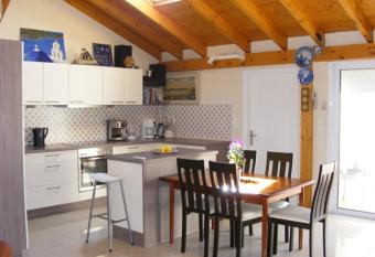 Love Greece Apartments has Balcony rooms