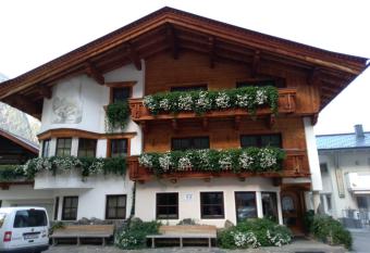 Ondres n Hof has Balcony rooms