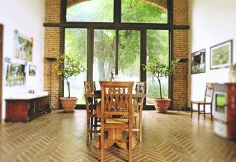 Agriturismo Cascina Nuova has Balcony rooms