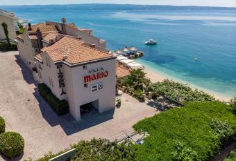Villa Mario has Balcony rooms
