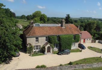 Manor Farm B&B allows 18 year olds to book a room