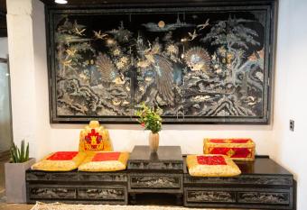 Daegu Gyeong`s Hostel Guest House allows 18 year olds to book a room