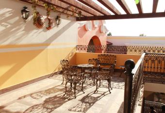 Cielito Lindo has Balcony rooms