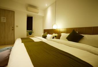 Happy House B&B has Balcony rooms