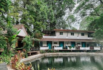 Baan Suanthip Homestay - Aoluek Natural Retreat has Balcony rooms