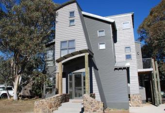 Numbawan has Balcony rooms