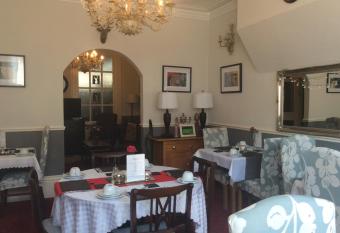 The Lyndhurst Guest House allows 18 year olds to book a room