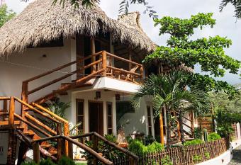 Casitas Pacific has Balcony rooms