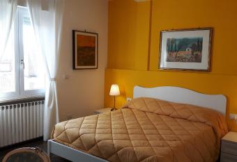 BB Sesto Piano has Balcony rooms