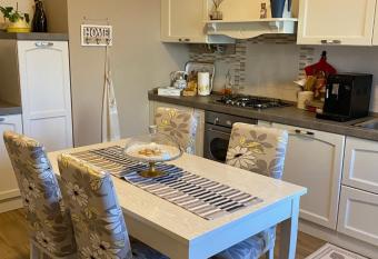 Casa Morea allows 18 year olds to book a room