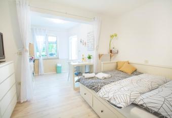 Isolana Apartment allows 18 year olds to book a room