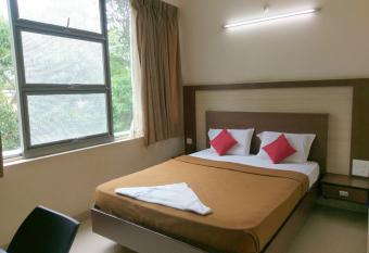 Banyan Tree Comforts Mysore allows 18 year olds to book a room