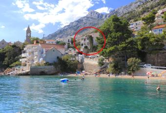 Apartments by the sea Pisak, Omis - 1067 has Balcony rooms