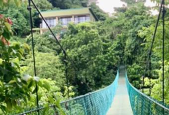 Sunshine Sanctuary Boutique Jungle Lodge has Balcony rooms