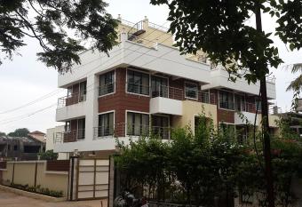 Aquilla Villa has Balcony rooms