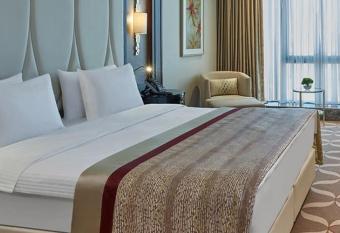 Elite World Grand Istanbul Bas  n Ekspres has Smoking rooms