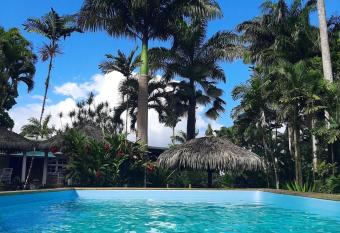 Les G  tes de la L  zarde allows 18 year olds to book a room