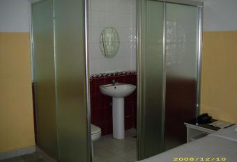 Hotel Pinangsia has Balcony rooms