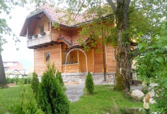 Apartments Nina has Balcony rooms