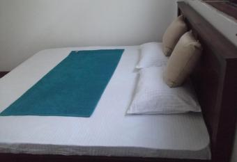 Wishwa Villa has Smoking/Balcony rooms