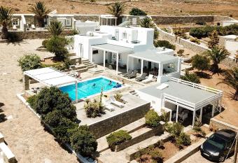 FULLY FLEXIBLE POLICY!! Sea & Sun Villa A SUPERB LUXURY EXCLUSIVE VILLA WITH PERSONALITY has Balcony rooms