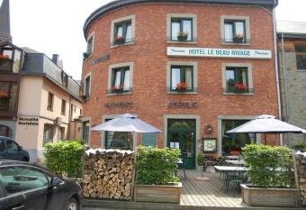 Hotel Beau Rivage and Restaurant Koulic allows 18 year olds to book a room