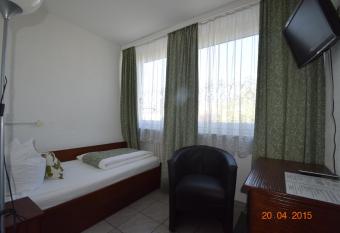 Hotel & Restaurant Main Taunus has Balcony rooms