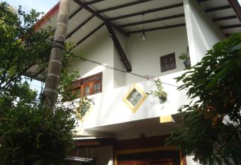 New Jaya Villa has Balcony rooms