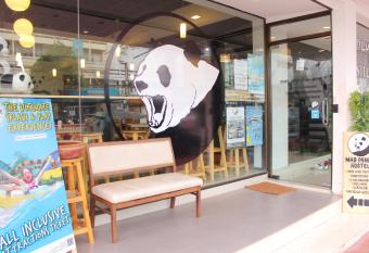 Mad Panda Hostel Hua Hin allows 18 year olds to book a room