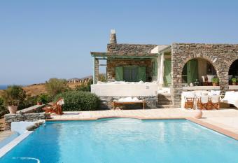 Villa Martha in Kea allows 18 year olds to book a room