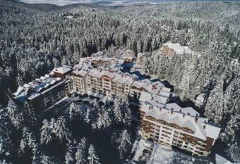 Denitsa Apartment has Balcony rooms