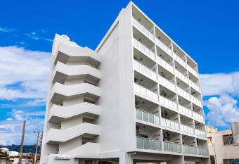 Condominium Hotel Likka in Nago allows 18 year olds to book a room