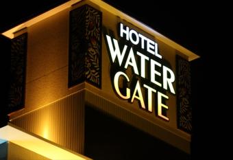 Hotel Water Gate Tajimi has Smoking rooms