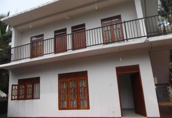 Sumudu Villa has Balcony rooms
