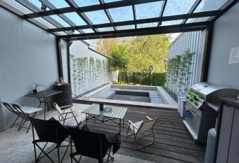       &       has Balcony rooms