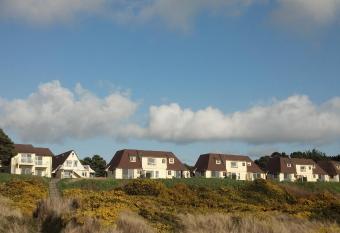 Windermere On The Beach has Balcony rooms