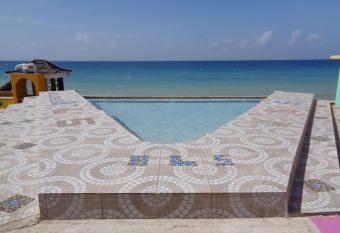 BLS Wellness has Balcony rooms