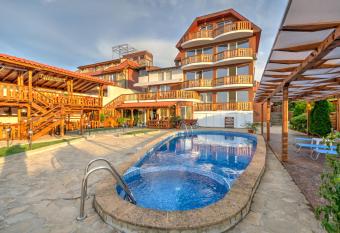 Casa Di Angel has Balcony rooms