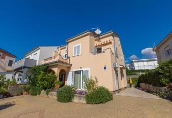 Apartments Jasmina has Balcony rooms