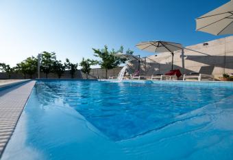 Adriaticexplorer Apartments Skoblara II with pool has Balcony rooms