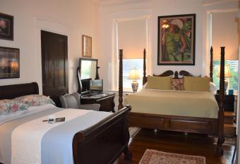 Bazsinsky House allows 18 year olds to book a room