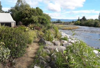 Absolute Riverside has Balcony rooms