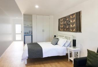 House of Tonga has Balcony rooms