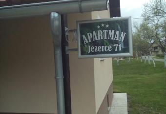 Apartman Jezerce 71 has Balcony rooms