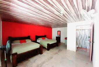 Hostel Osa Tucan Drake has Balcony rooms