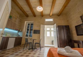 Casa Lapira has Balcony rooms