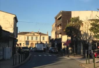 Appartement des Nuages Jademarg allows 18 year olds to book a room