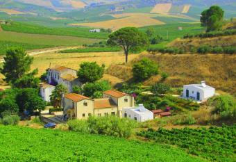 Agriturismo Tarantola has Balcony rooms